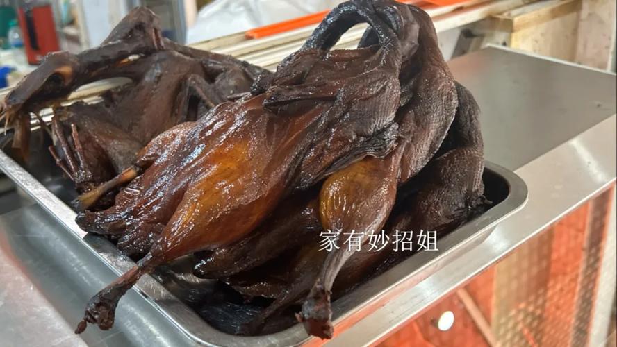 2025新澳门天天开奖记录下载和烤鸭为何20多元一只与烤鸭为何20多元一只呢